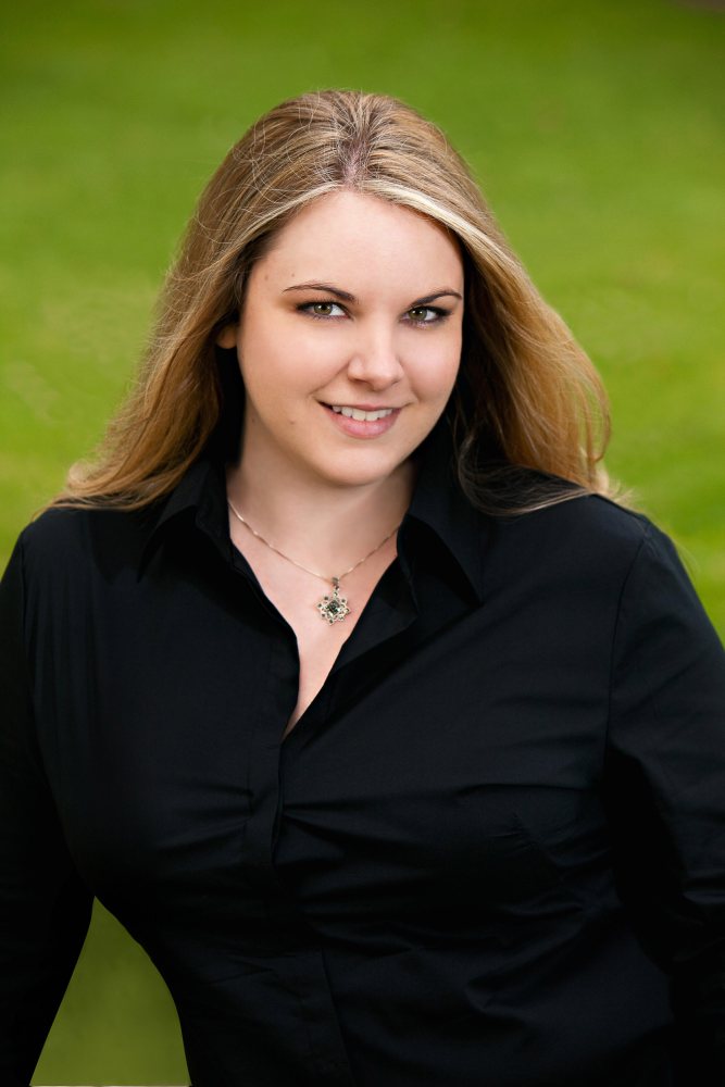 Business-Headshot 18
