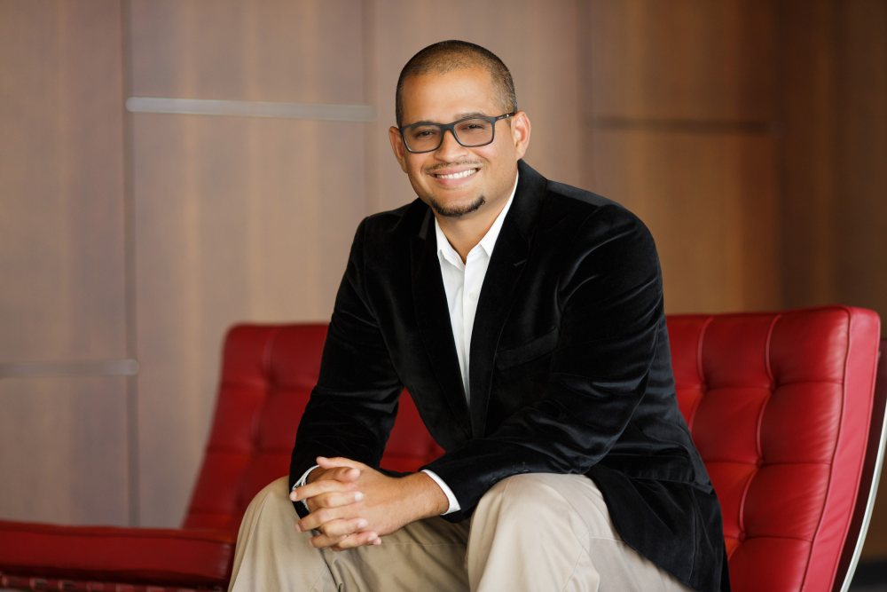 Business-Headshot 21