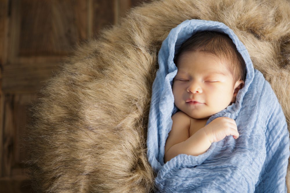 Maternity-and-Newborn-Portraits 01