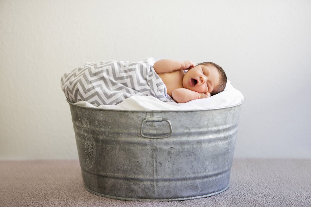Maternity-and-Newborn-Portraits 12