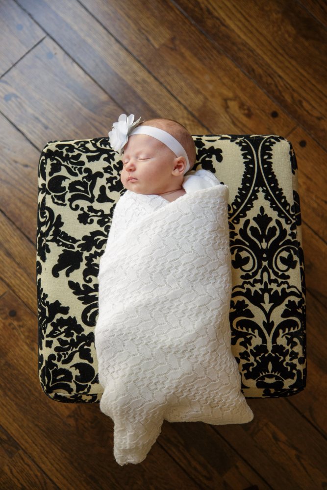 Maternity-and-Newborn-Portraits 16